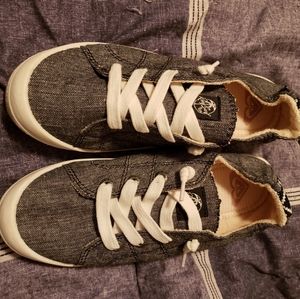 Roxy Bayshore slip on sneakers